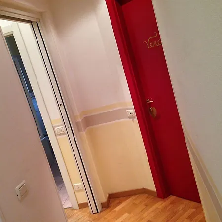 Abaco Centro Stazione מלון 2*