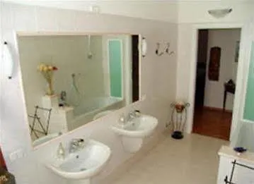 Abaco Centro Stazione מלון